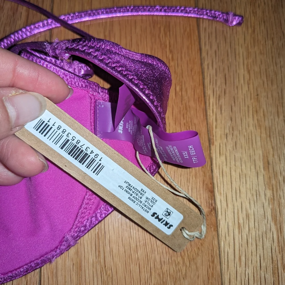 NWT SKIMS METALLIC SWIM SET IN DRAGONFRUIT